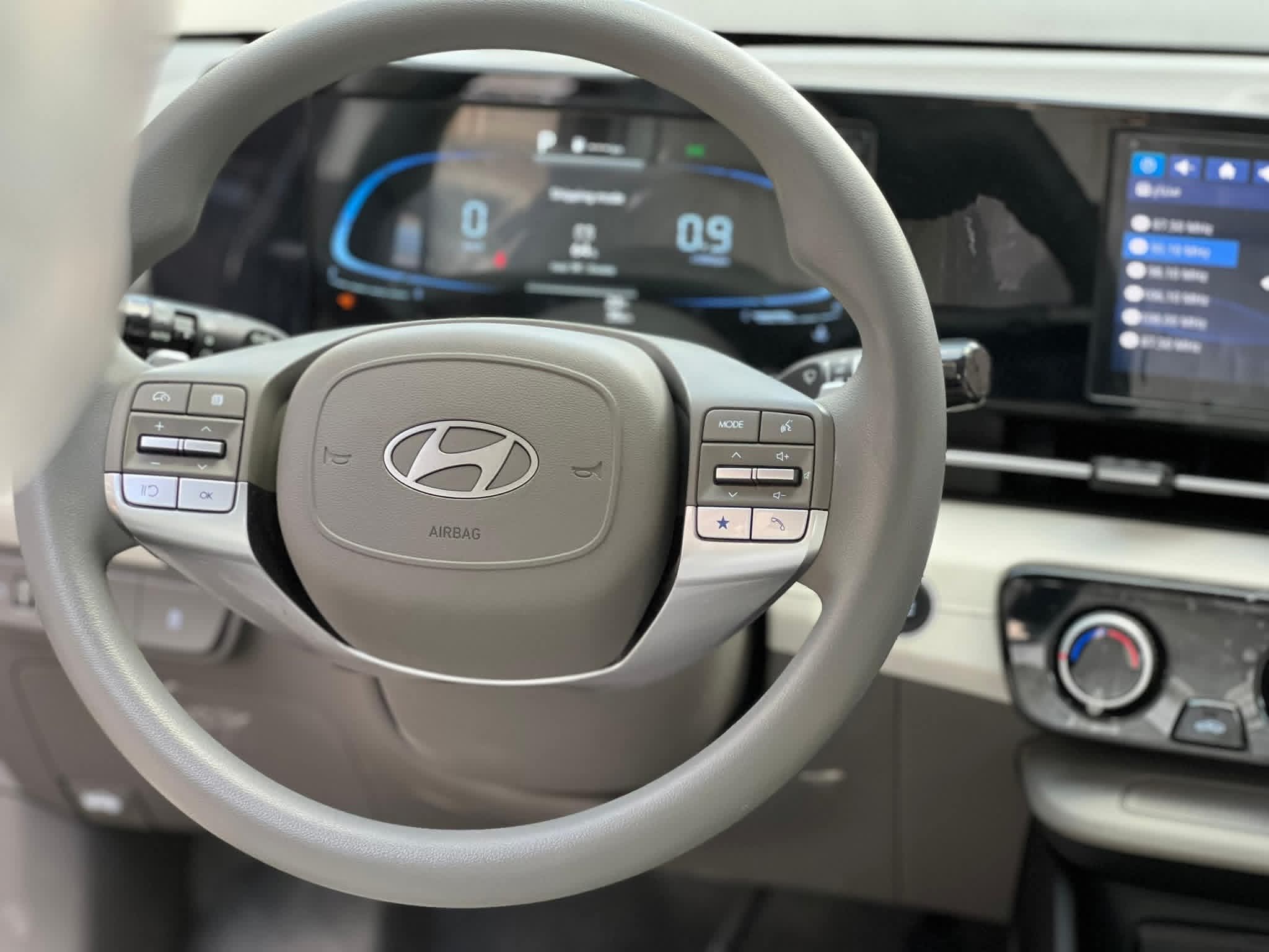 hyundai accent 2024 2