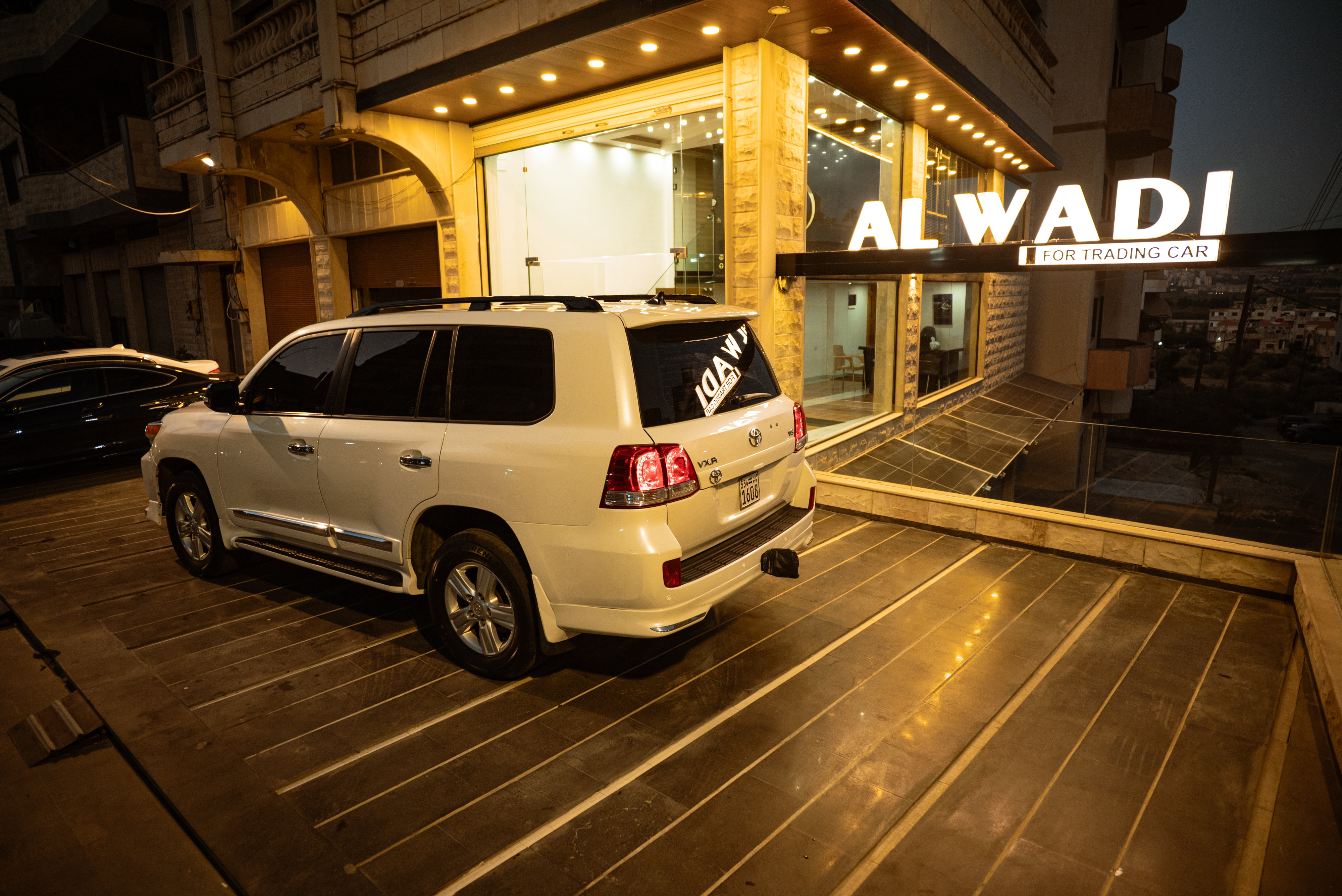 toyota land cruiser vxr 2015 5
