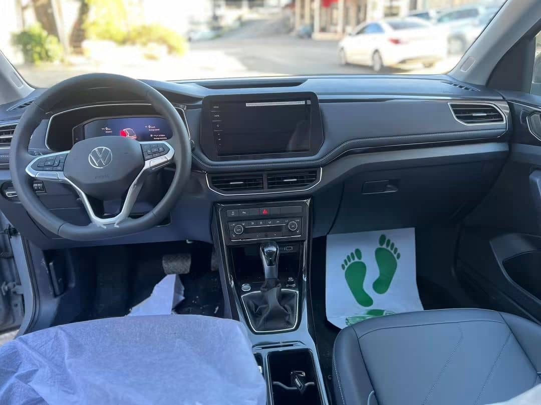 Volkswagen Tharu XR 2026 8