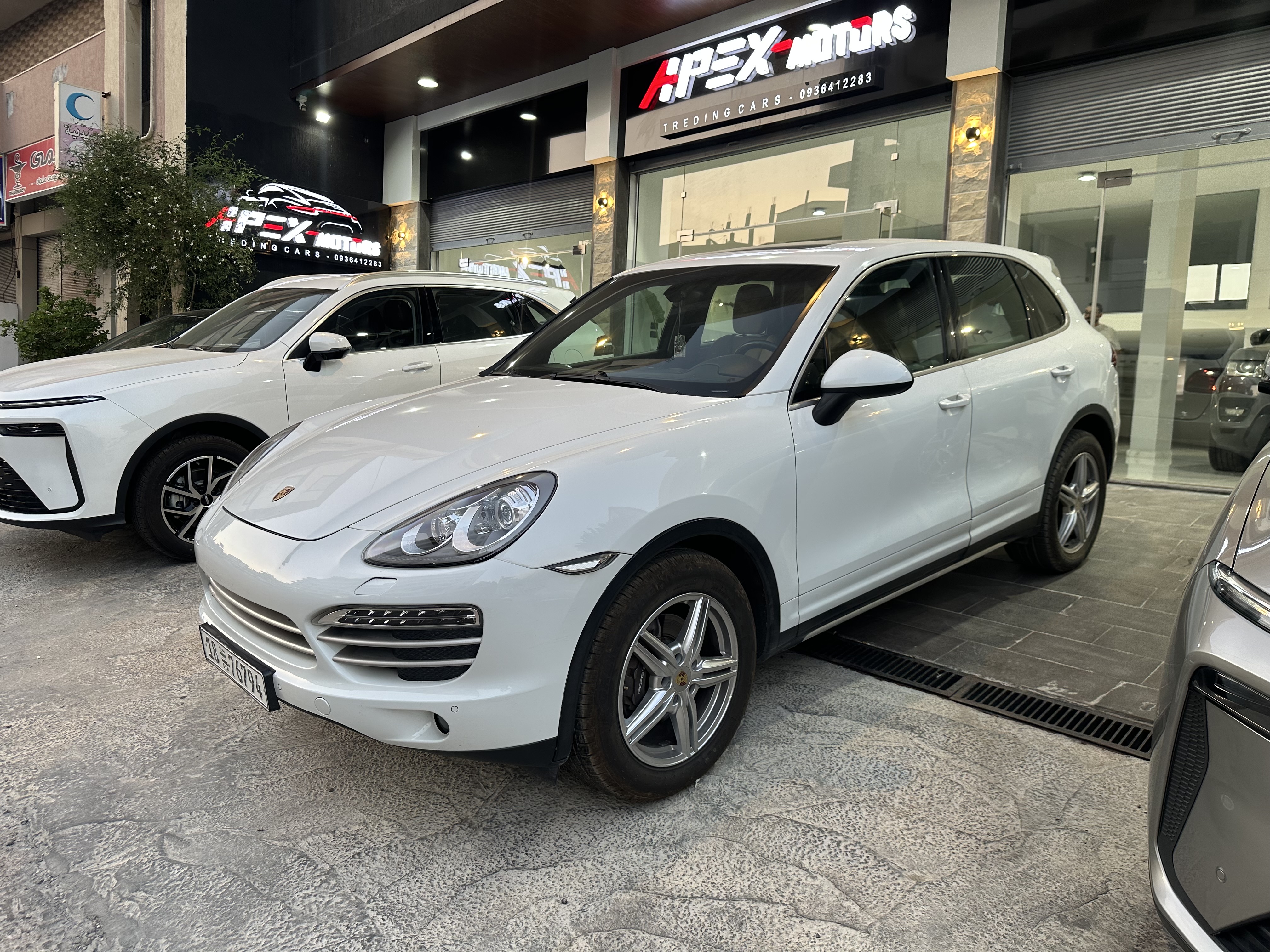 Porsche Cayenne Base 2014 7