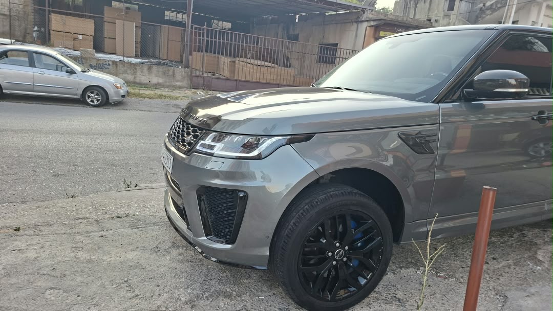 Range rover SVR 2020 6