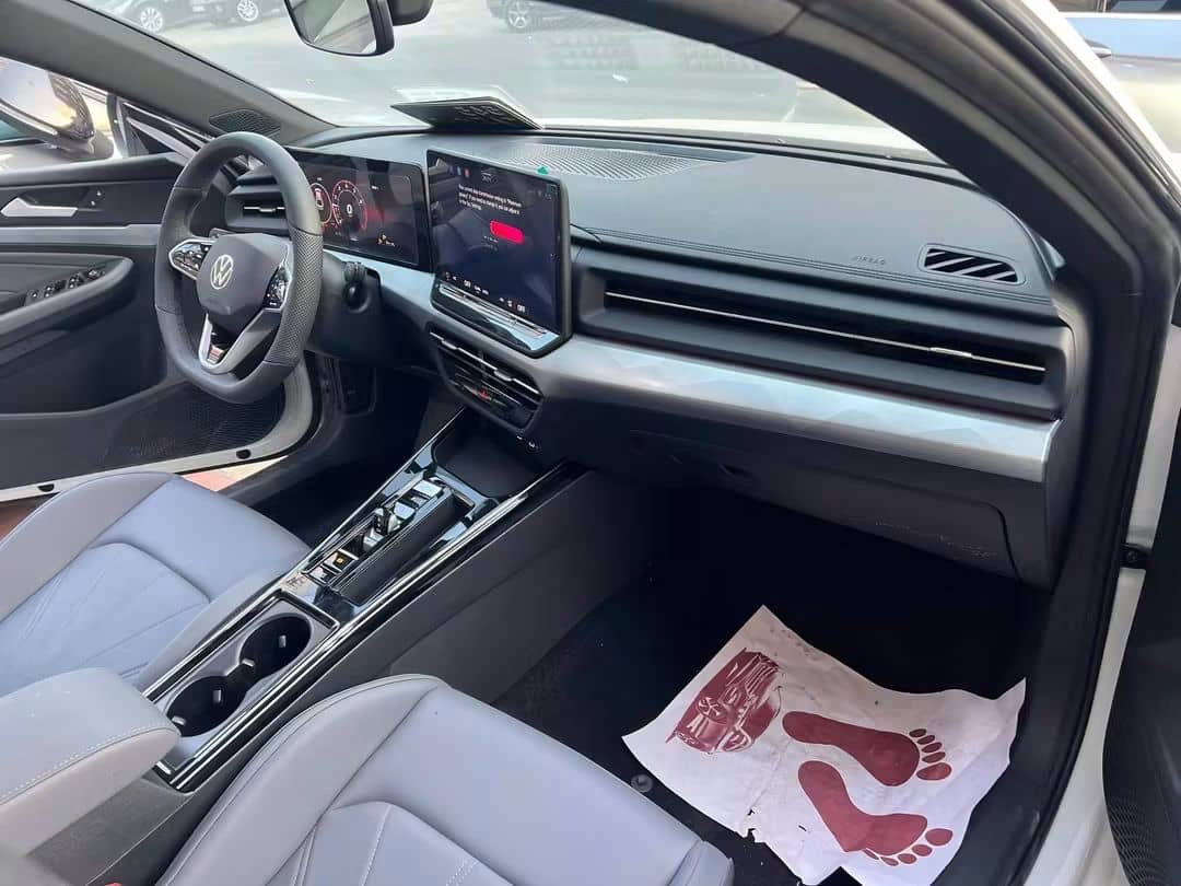 Volkswagen Lamando L 2025 13
