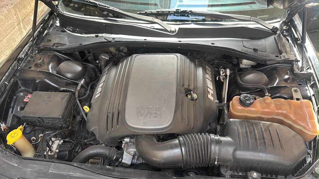 Chrysler C300 2013 6